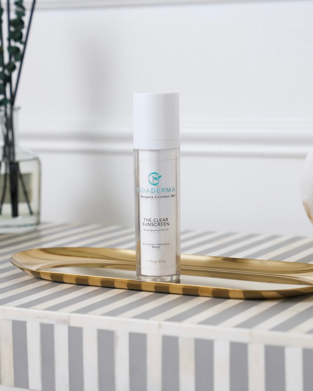The Clear Sunscreen